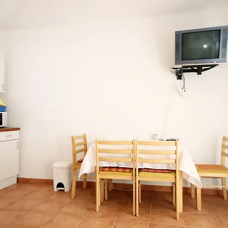 Studio 10071b *